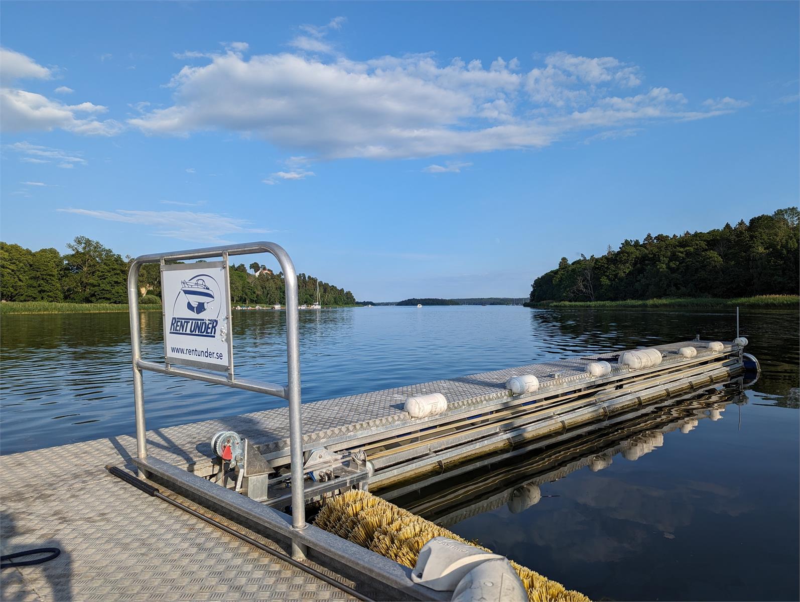 Näsbyvikens båttvätt, Täby (Rentunder AB)